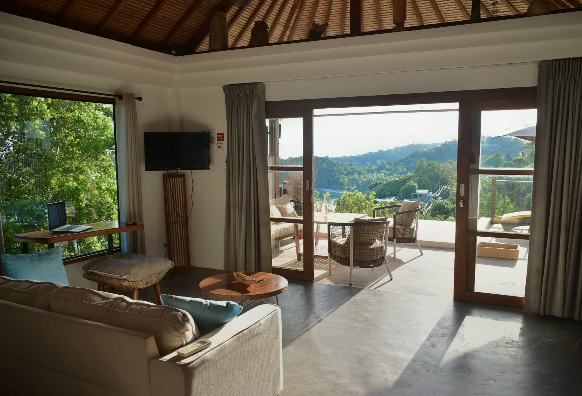 Open-plan living room opening onto the terrace at The Red Snapper House